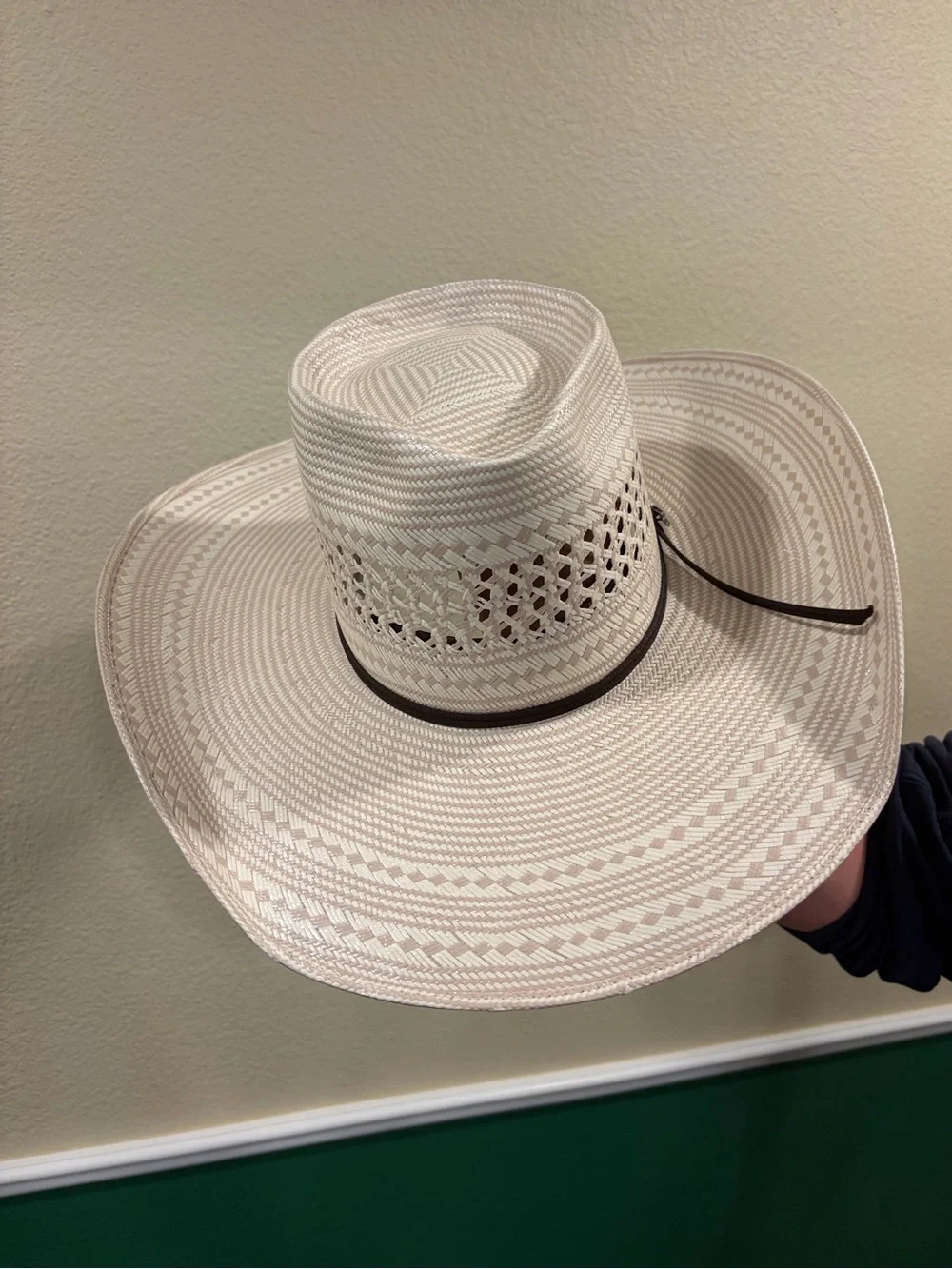 Twister Straw Cowboy Hat - Size 6 3/4